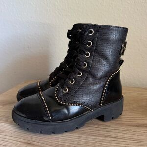 BCBG Black Logo Studded Garnet Fashion Boot‎ Girls Size 11 Side Zipper